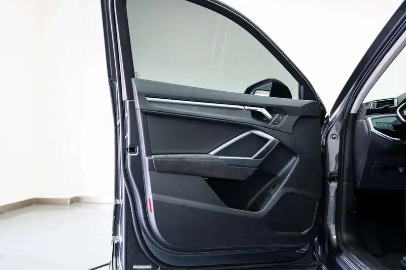 Audi Q3 Sportback 2022 40 TFSI Fashion Edition — миниатюра 22