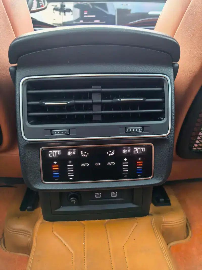 Audi Q8 2021 55 TFSI Premium Dynamic Edition — миниатюра 8