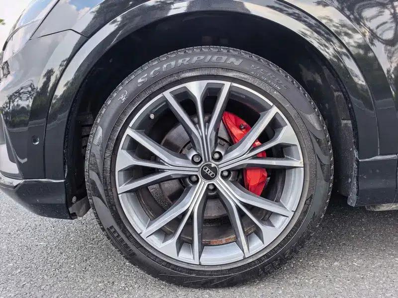 Audi Q8 2021 55 TFSI Premium Dynamic Edition — миниатюра 9