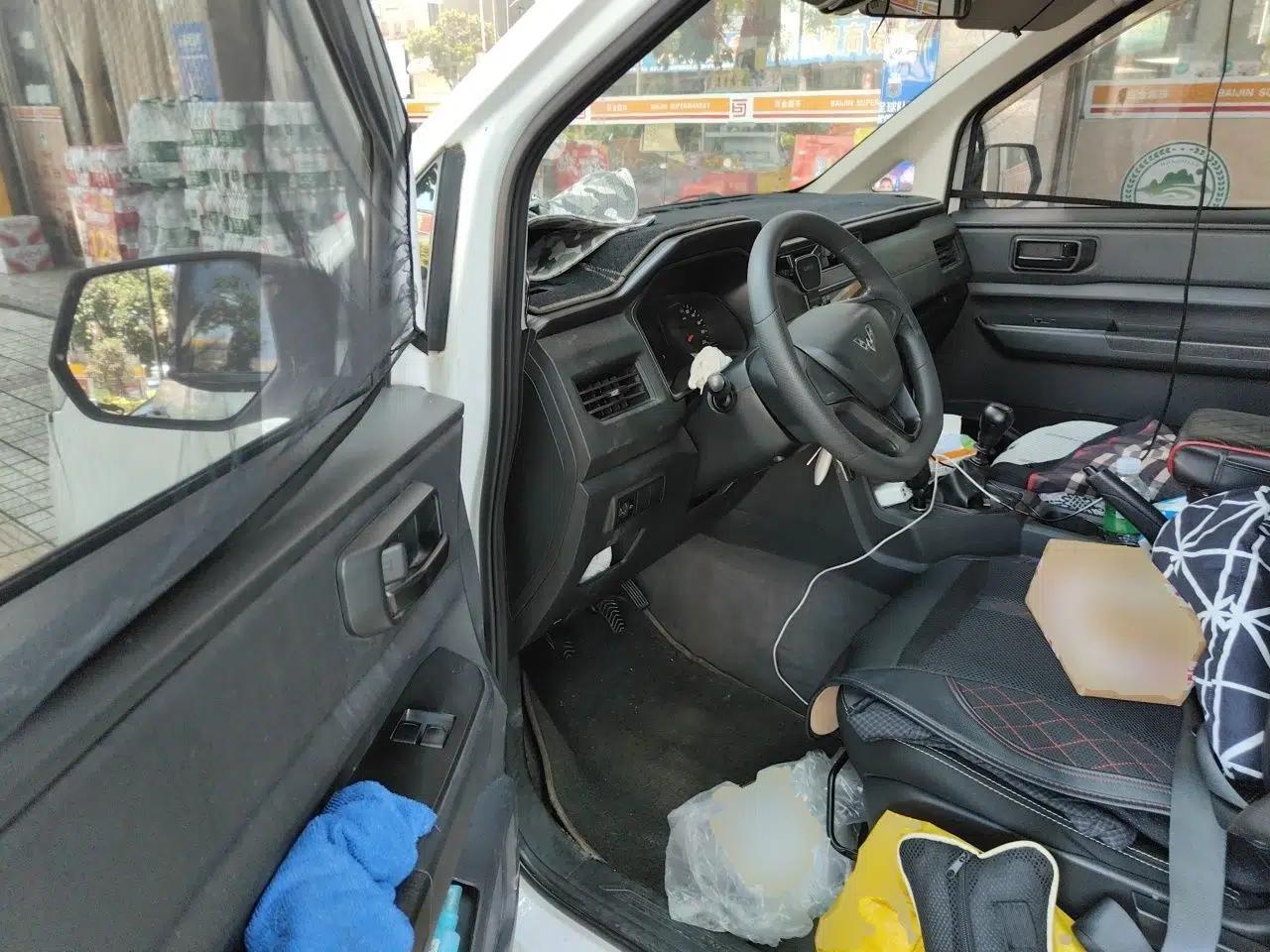 Wuling Hongguang PLUS 2019 1.5T Manual Standard Version 8 Seats — миниатюра 16