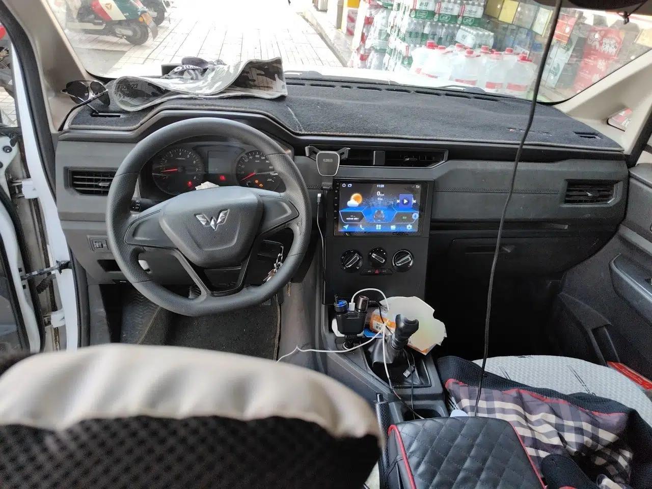 Wuling Hongguang PLUS 2019 1.5T Manual Standard Version 8 Seats — миниатюра 9
