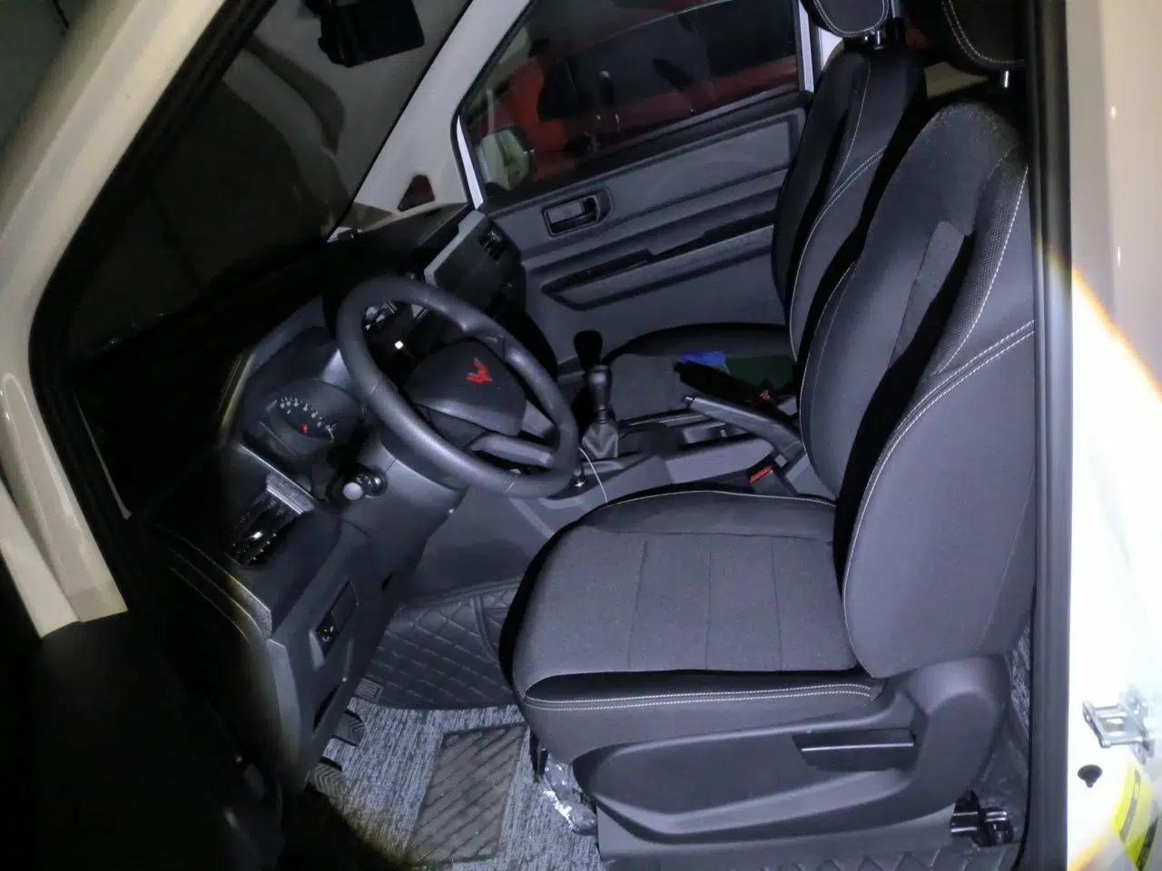 Wuling Hongguang PLUS 2020 1.5L Manual Standard Edition 5 Seats — миниатюра 15