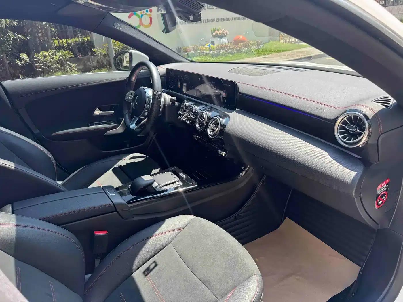 Mercedes-Benz CLA (Imported) 2022 Facelift CLA 200 — миниатюра 19