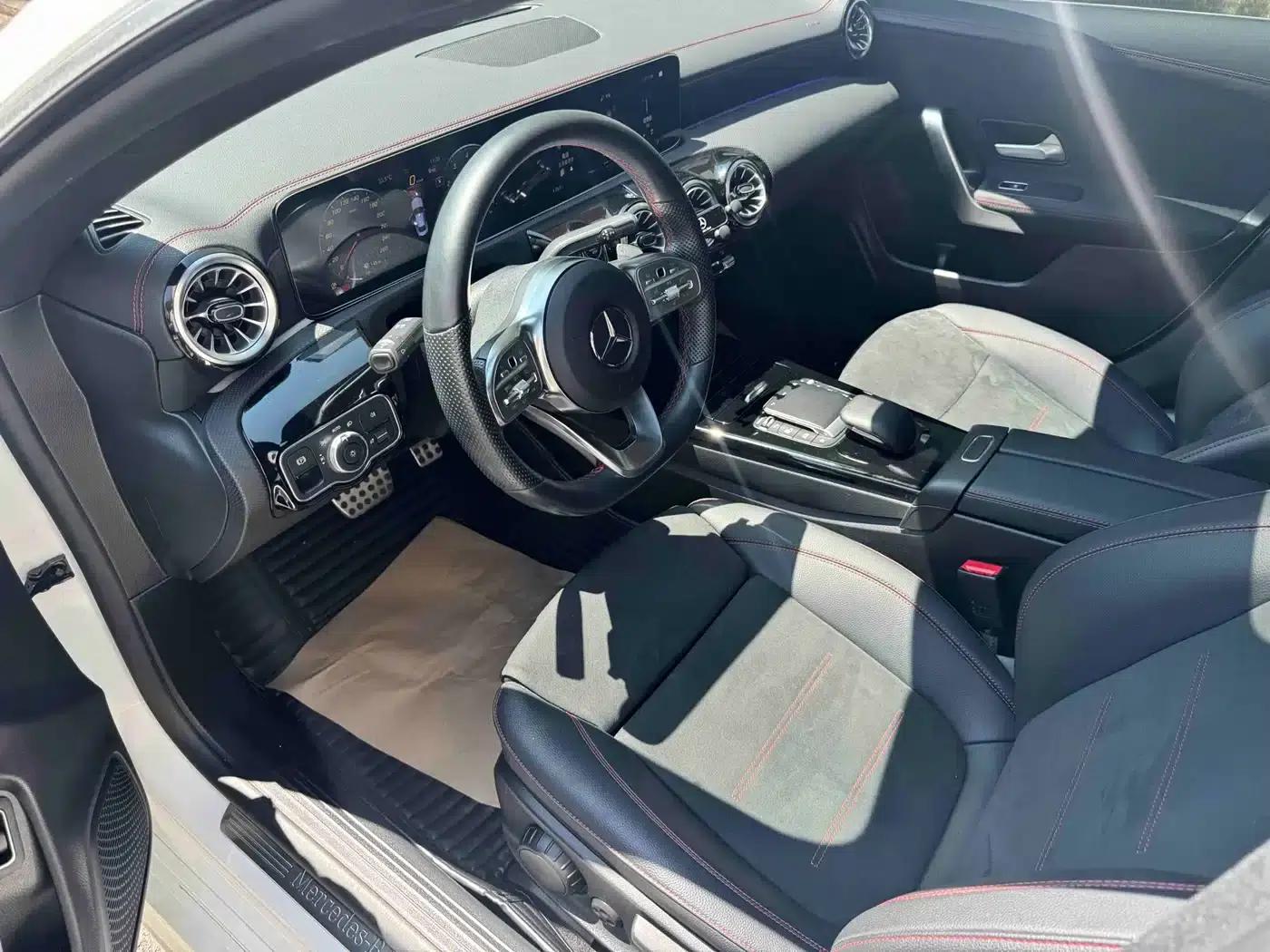 Mercedes-Benz CLA (Imported) 2022 Facelift CLA 200 — миниатюра 9