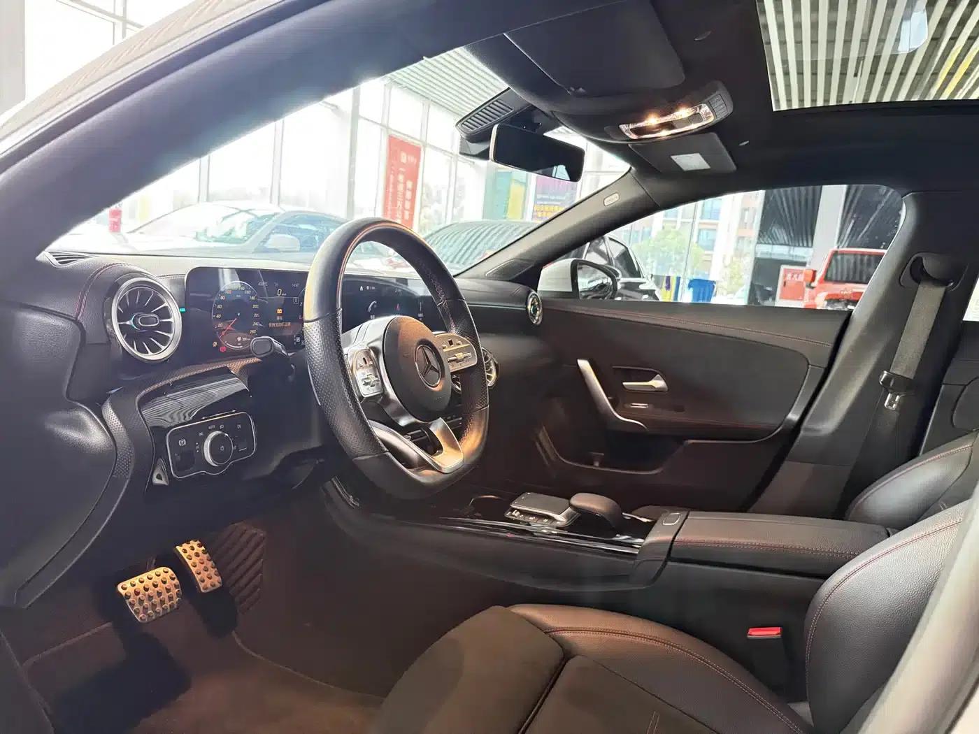 Mercedes-Benz CLA (Imported) 2021 CLA 200 — миниатюра 7
