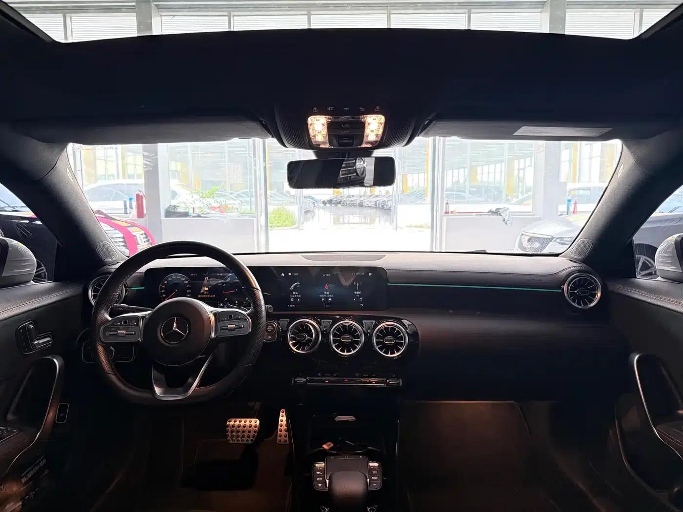 Mercedes-Benz CLA (Imported) 2021 CLA 200 — миниатюра 8