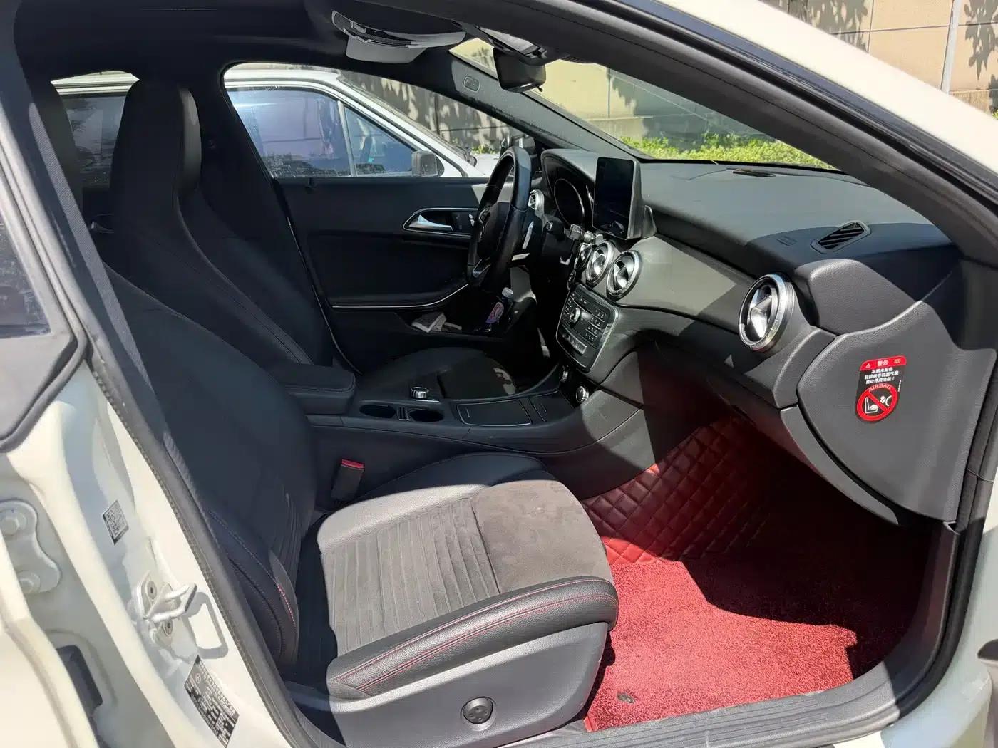 Imported Mercedes-Benz CLA 2016 CLA 220 4MATIC — миниатюра 4
