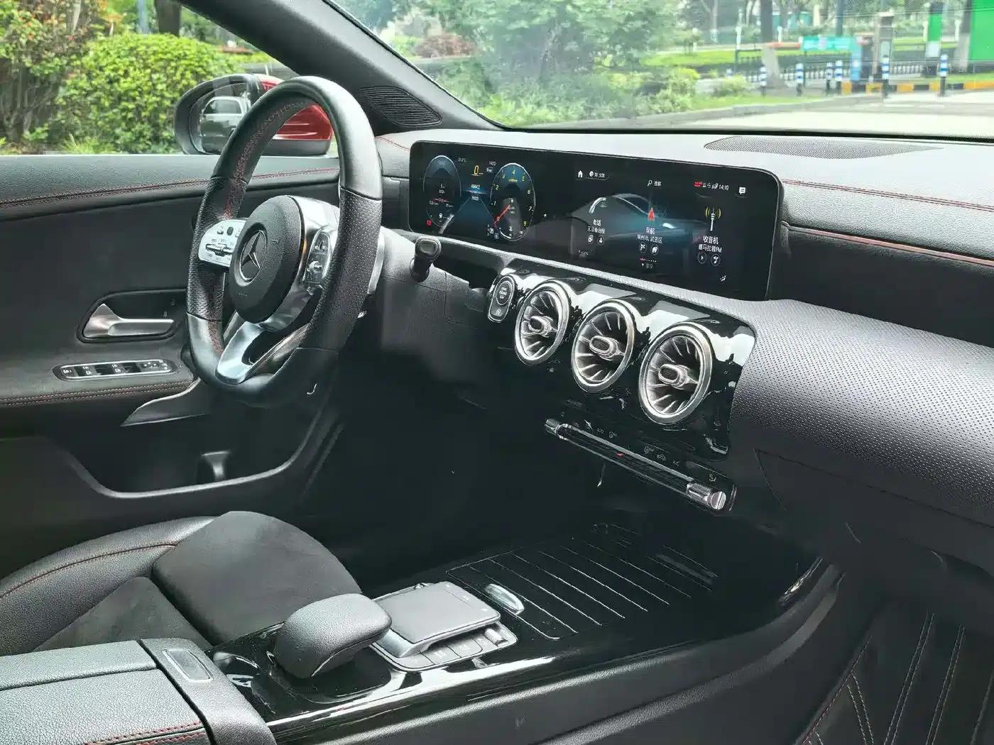 Mercedes-Benz CLA (Imported) 2020 CLA 200 — миниатюра 6