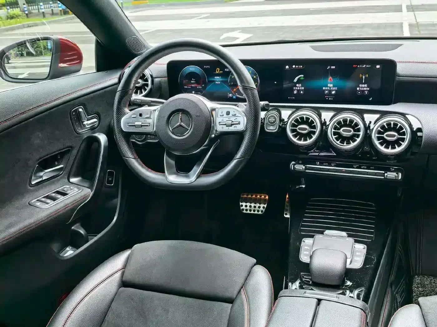 Mercedes-Benz CLA (Imported) 2020 CLA 200 — миниатюра 8
