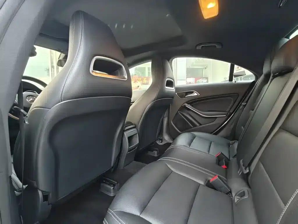 Imported Mercedes-Benz CLA 2018 CLA 200 Fashion Edition — миниатюра 5