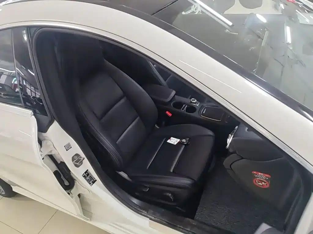 Imported Mercedes-Benz CLA 2018 CLA 200 Dynamic — миниатюра 25