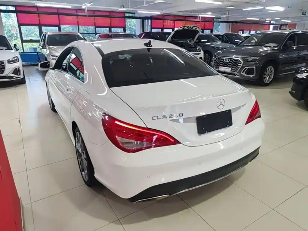 Imported Mercedes-Benz CLA 2018 CLA 200 Dynamic — миниатюра 5