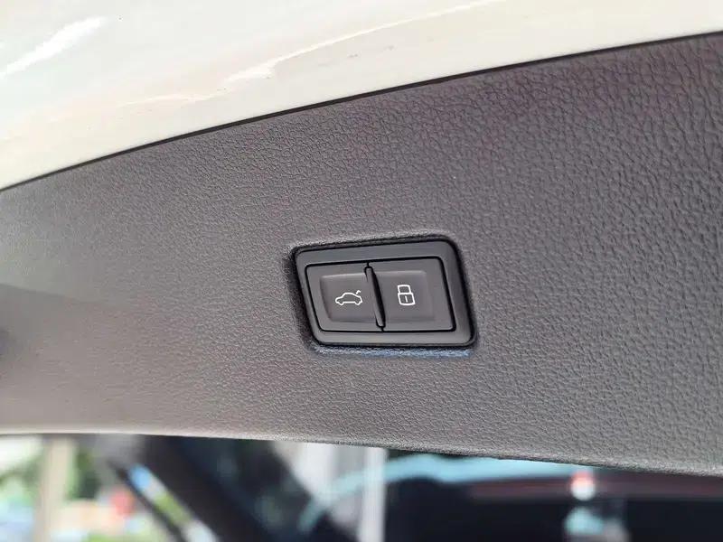 Audi Q5L Sportback 2022 Facelift 40 TFSI Luxury — миниатюра 11