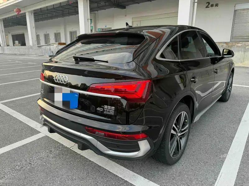 Audi Q5L Sportback 2021 40 TFSI Fashion Edition — миниатюра 2