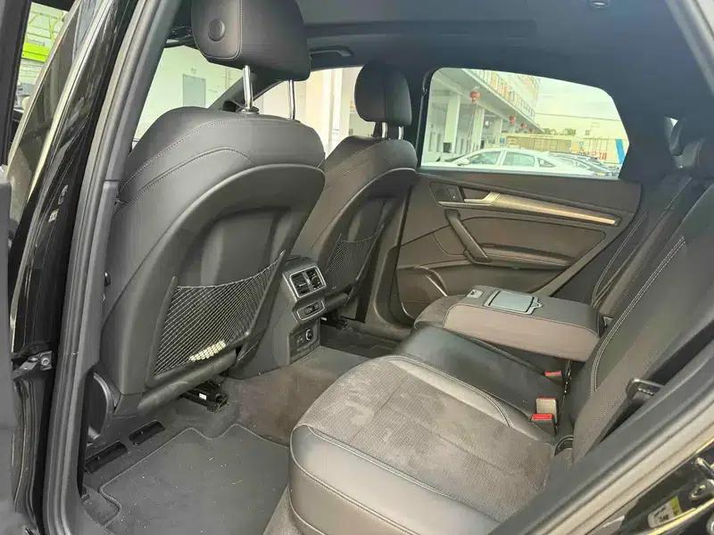 Audi Q5L Sportback 2021 40 TFSI Fashion Edition — миниатюра 9