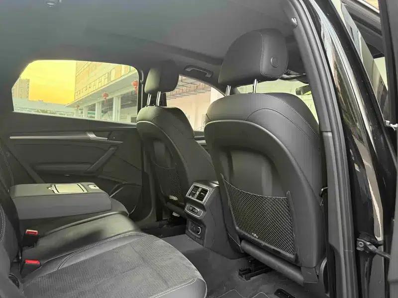 Audi Q5L Sportback 2021 40 TFSI Fashion Edition — миниатюра 10