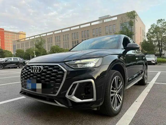 Audi Q5L Sportback 2021 40 TFSI Fashion Edition