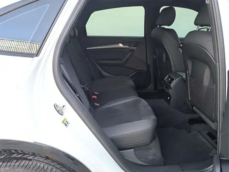 Audi Q5L Sportback 2022 Facelift 45 TFSI Luxury — миниатюра 25