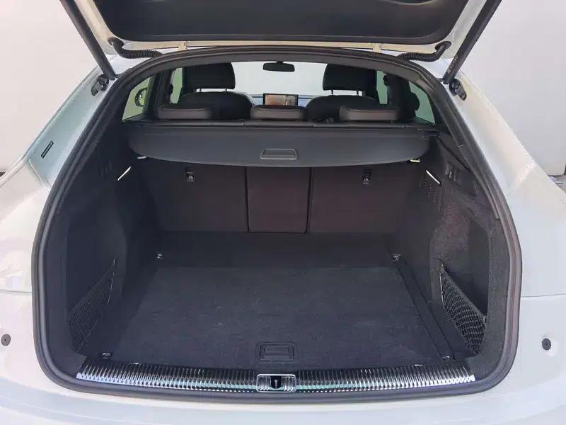Audi Q5L Sportback 2022 Facelift 45 TFSI Luxury — миниатюра 28
