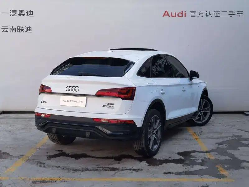 Audi Q5L Sportback 2022 Facelift 45 TFSI Luxury — миниатюра 4