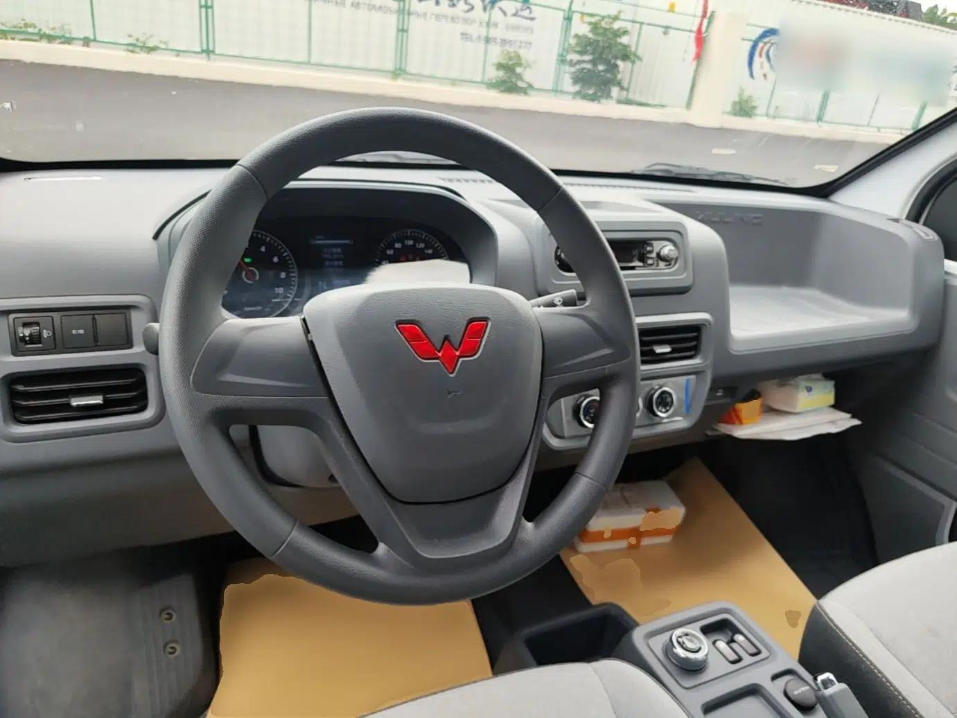 Wuling Yangguang 2026 Model, 300km Window-Sealed Comfort Edition — миниатюра 18