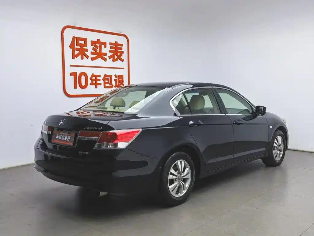 Accord 2011 2.0L EX — миниатюра 2
