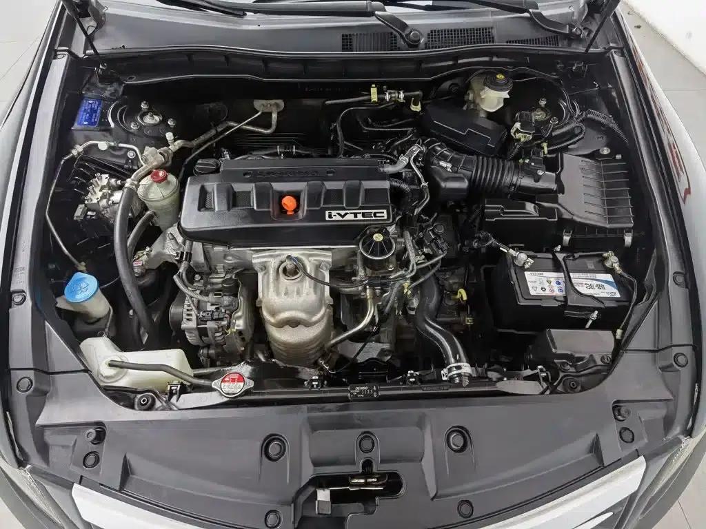 Accord 2011 2.0L EX — миниатюра 6
