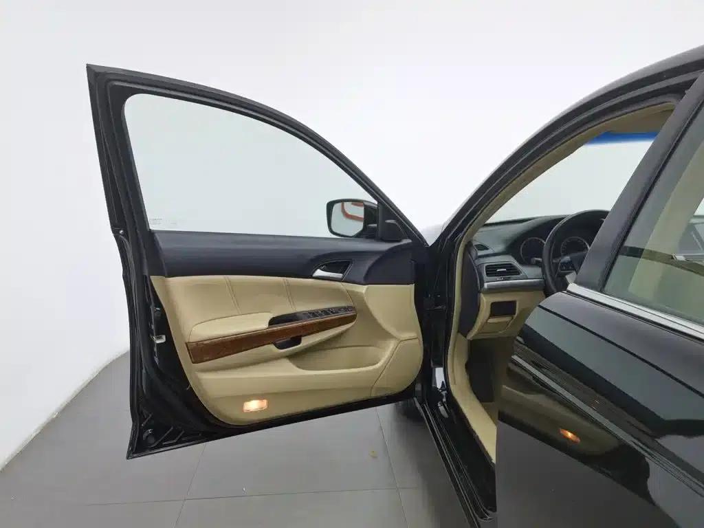 Accord 2011 2.0L EX — миниатюра 8