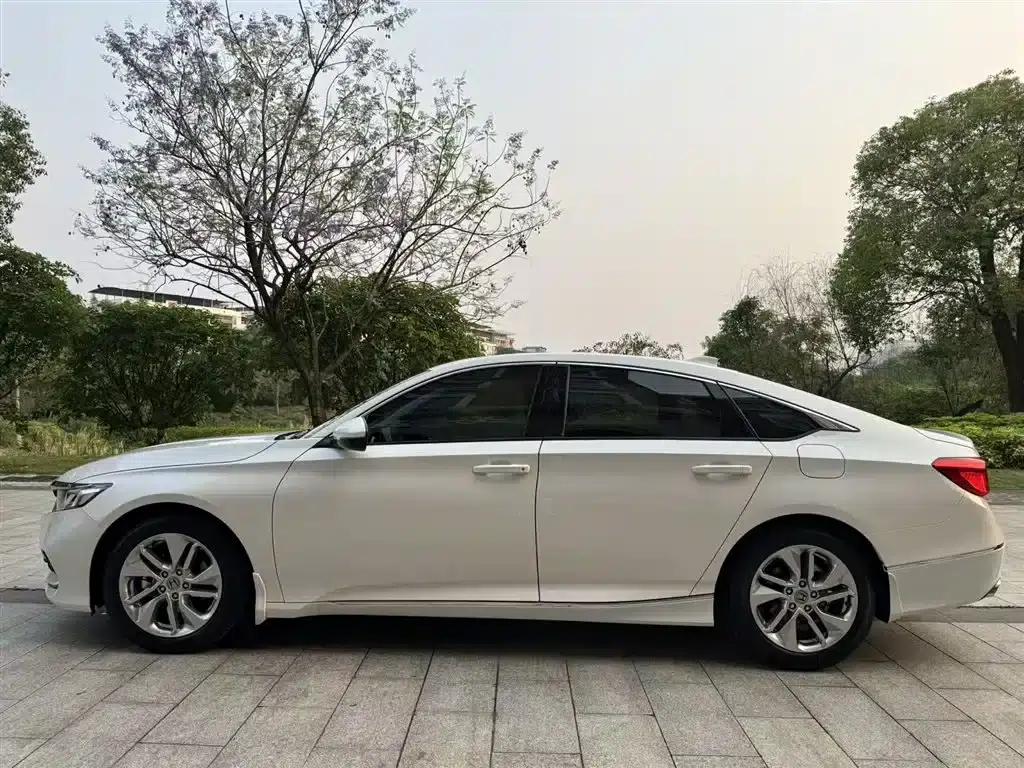 Accord 2018 260TURBO Elite Edition (China VI Emission Standard) — миниатюра 8