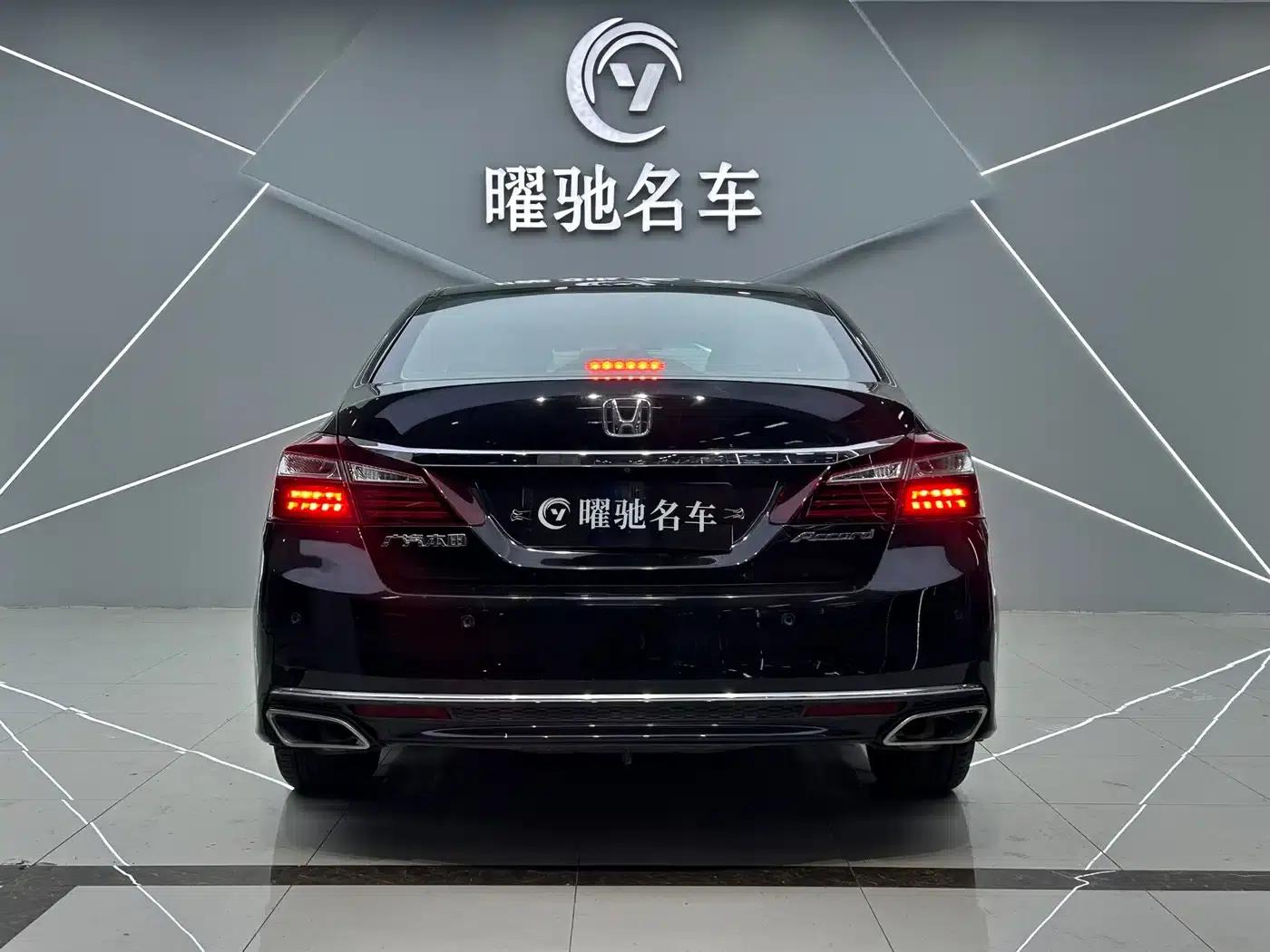 2016 Honda Accord 2.0L Comfort Edition — миниатюра 5