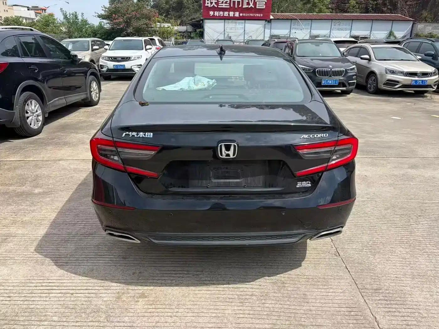2022 Honda Accord 260TURBO Luxury Edition — миниатюра 9
