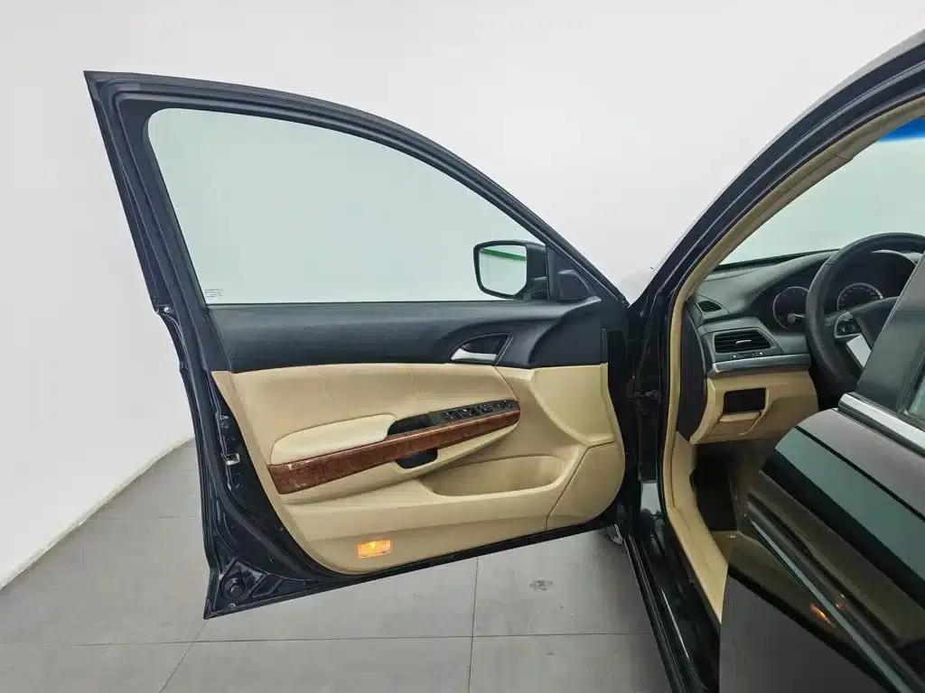 Accord 2011 2.0L EX — миниатюра 8