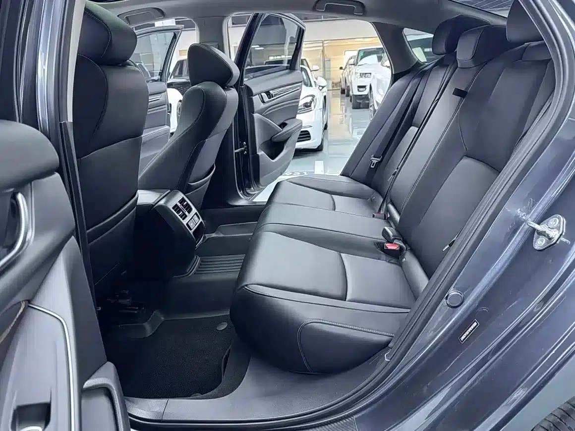 Accord 2022 260TURBO Phantom Night Premium Edition — миниатюра 16