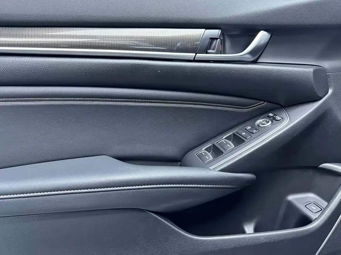 Accord 2022 260TURBO Phantom Night Premium Edition — миниатюра 5