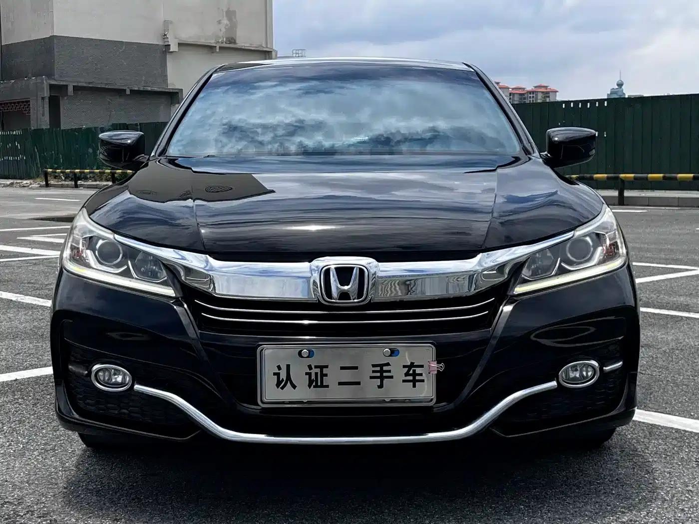 2016 Honda Accord 2.0L Comfort Edition — миниатюра 2