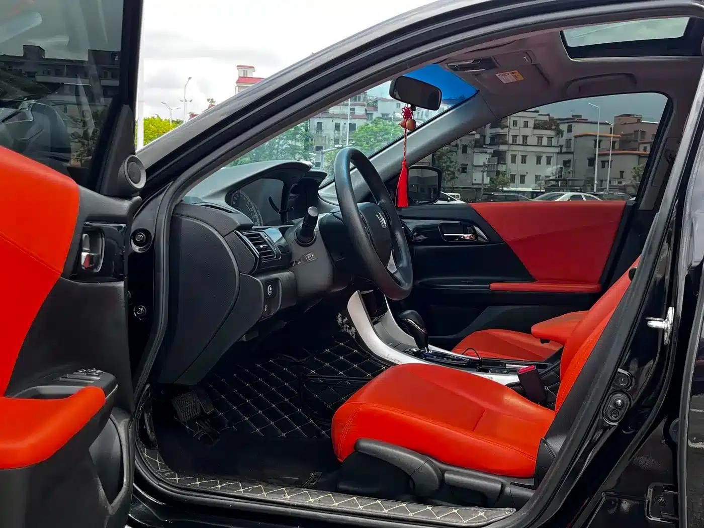 2016 Honda Accord 2.0L Comfort Edition — миниатюра 9