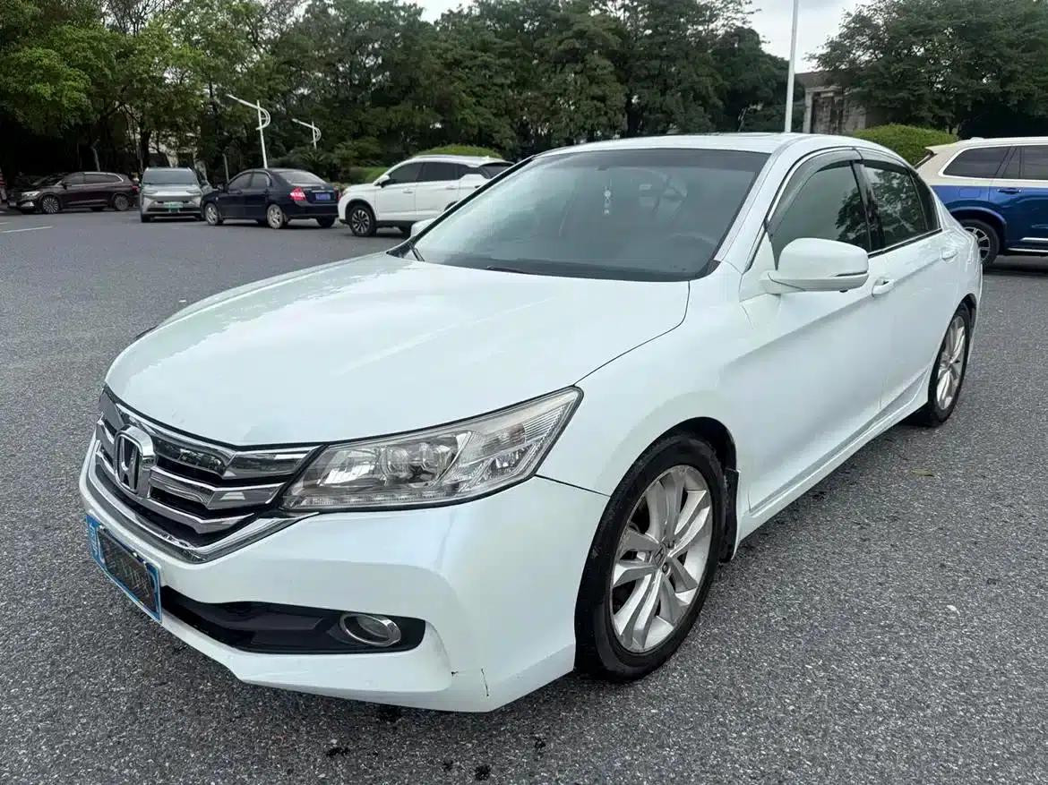 2014 Honda Accord 2.4L EX Luxury Edition — миниатюра 1