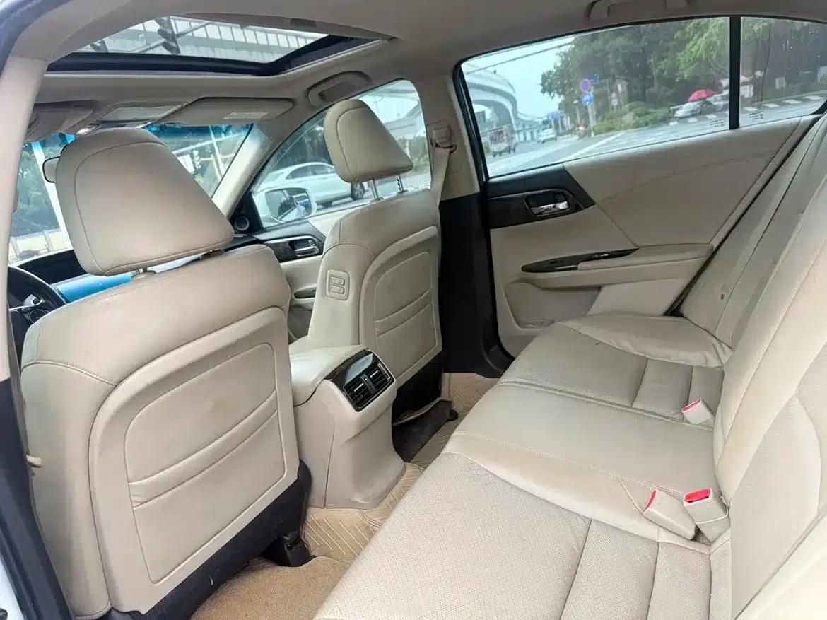 2014 Honda Accord 2.4L EX Luxury Edition — миниатюра 11