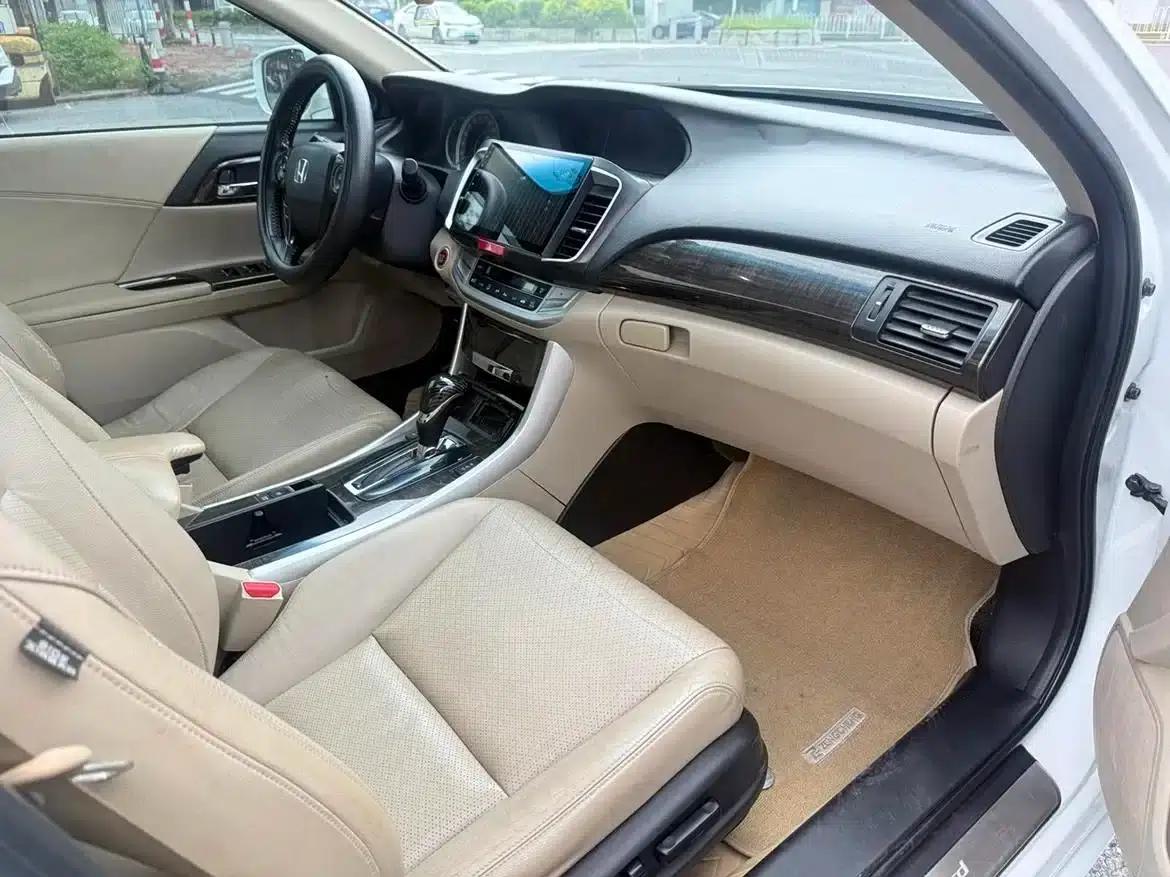 2014 Honda Accord 2.4L EX Luxury Edition — миниатюра 9