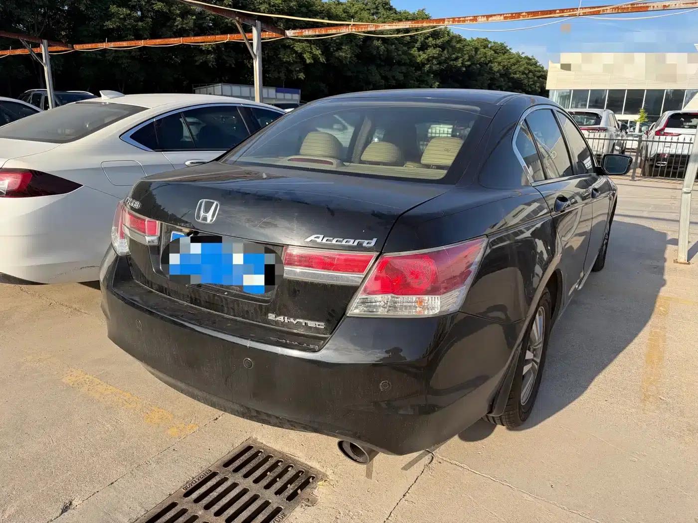 Accord 2012 2.0L EX Navi — миниатюра 2
