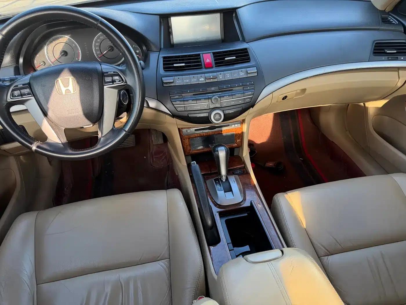 Accord 2012 2.0L EX Navi — миниатюра 5