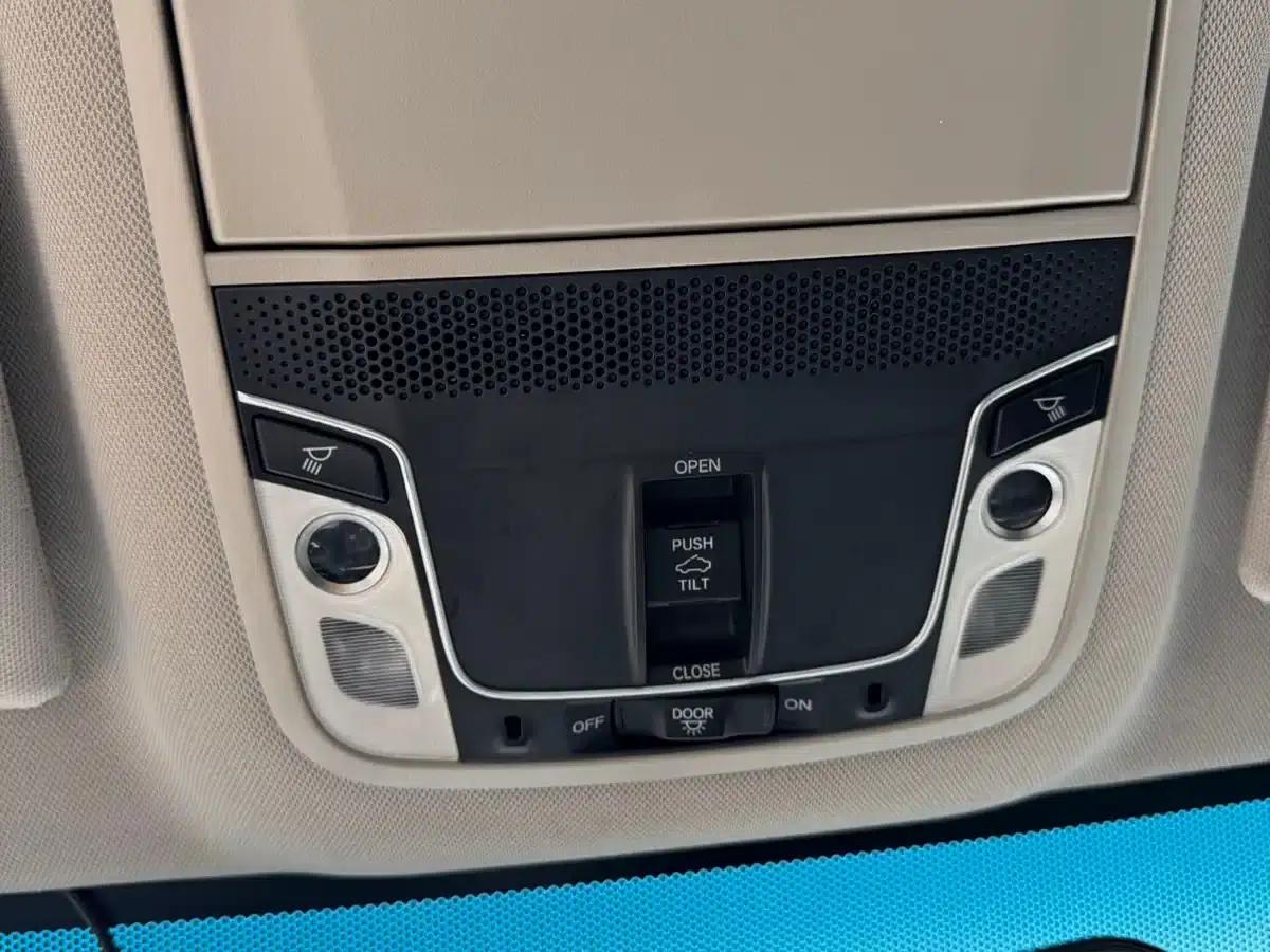 2022 Honda Accord 260TURBO Luxury Edition — миниатюра 20