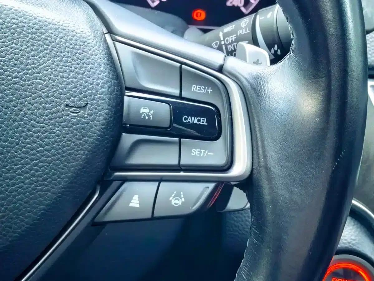 2022 Honda Accord Hybrid 2.0L Phantom Night Edition — миниатюра 16