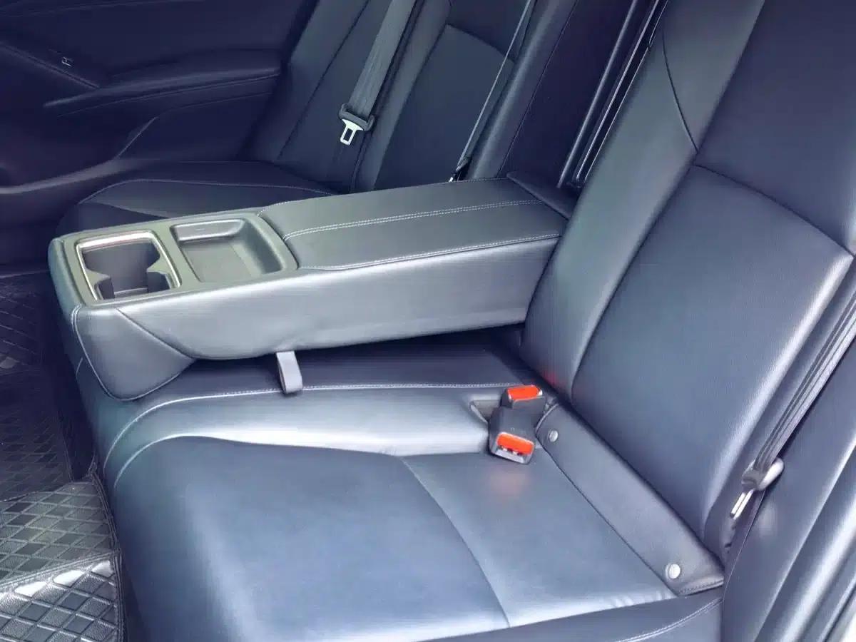 2022 Honda Accord Hybrid 2.0L Phantom Night Edition — миниатюра 29