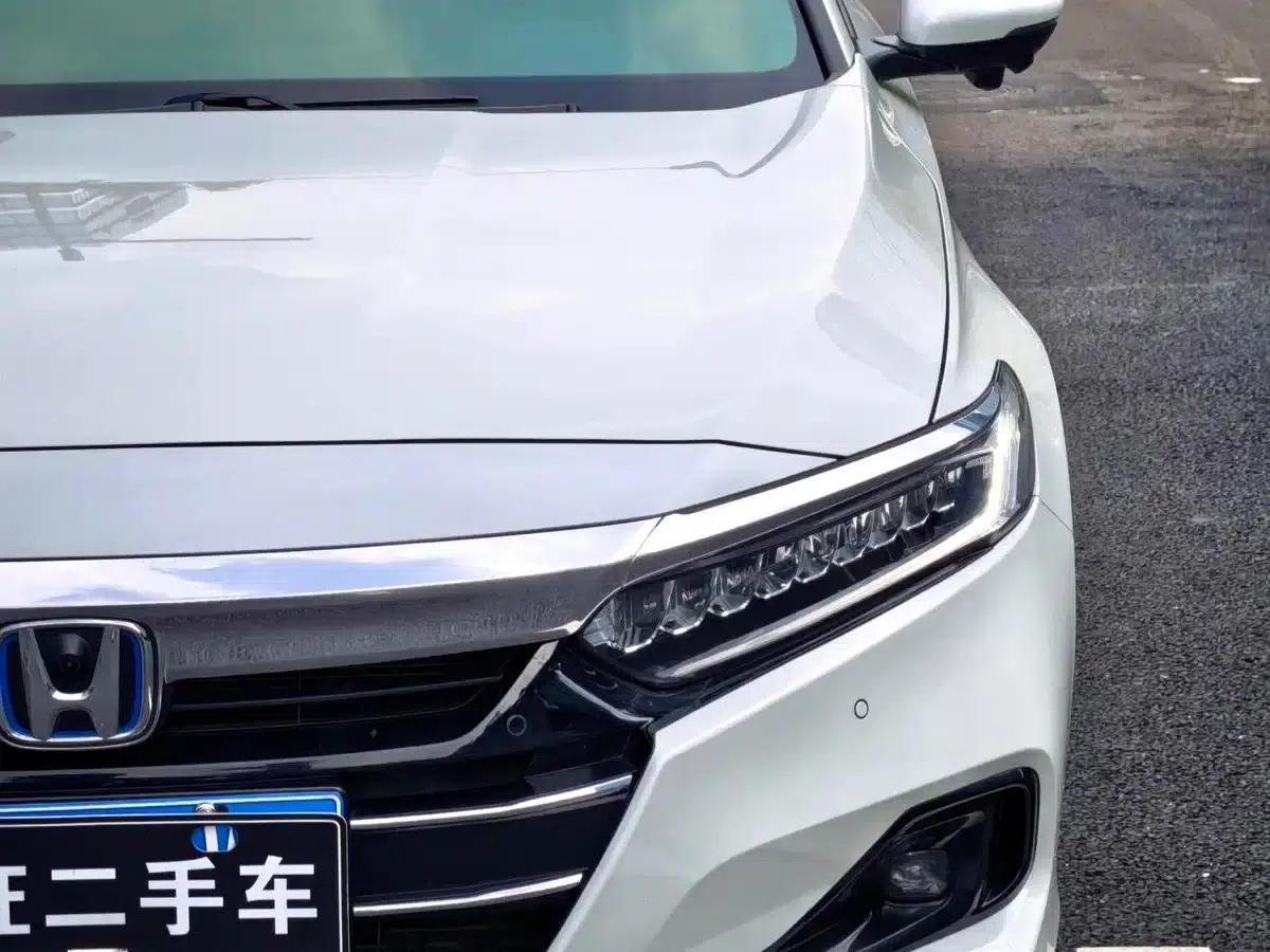 2022 Honda Accord Hybrid 2.0L Phantom Night Edition — миниатюра 9
