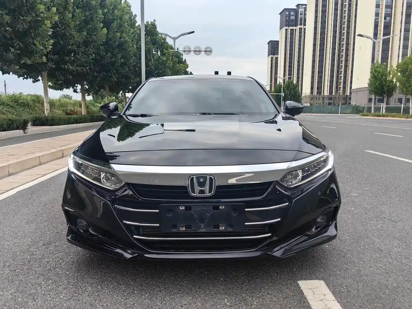 2022 Honda Accord 260TURBO Luxury Edition — миниатюра 2