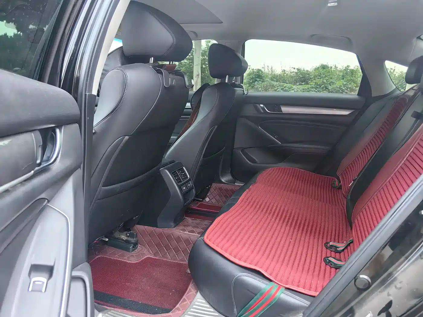 2022 Honda Accord 260TURBO Luxury Edition — миниатюра 5