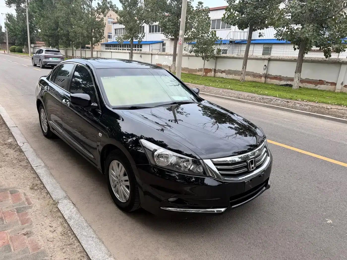 Accord 2012 2.0L SE — миниатюра 3