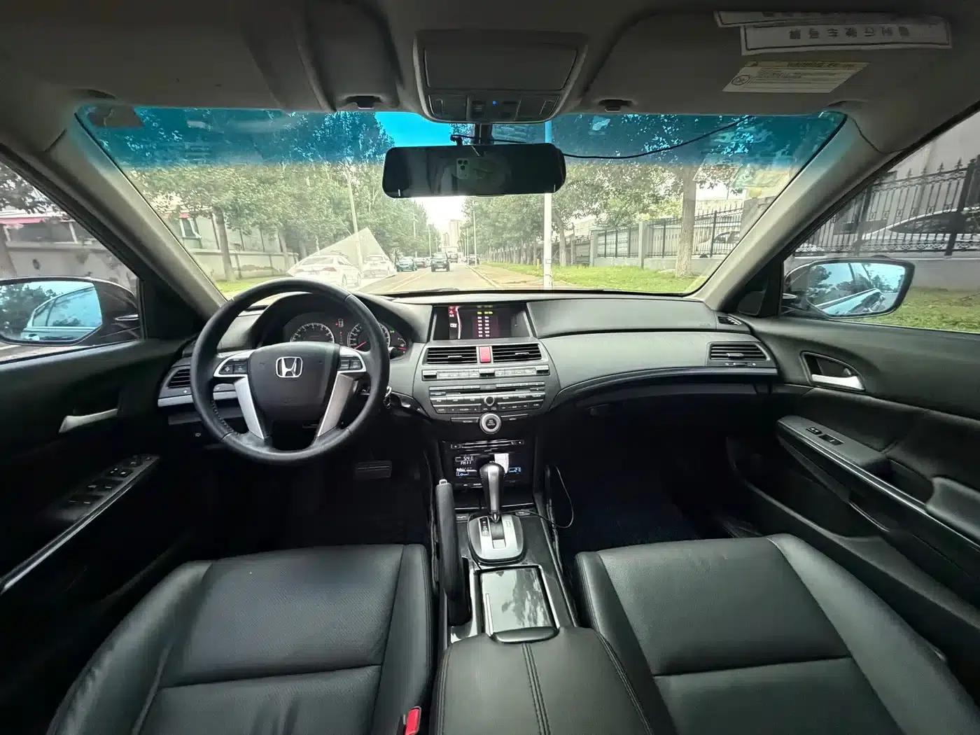 Accord 2012 2.0L SE — миниатюра 9
