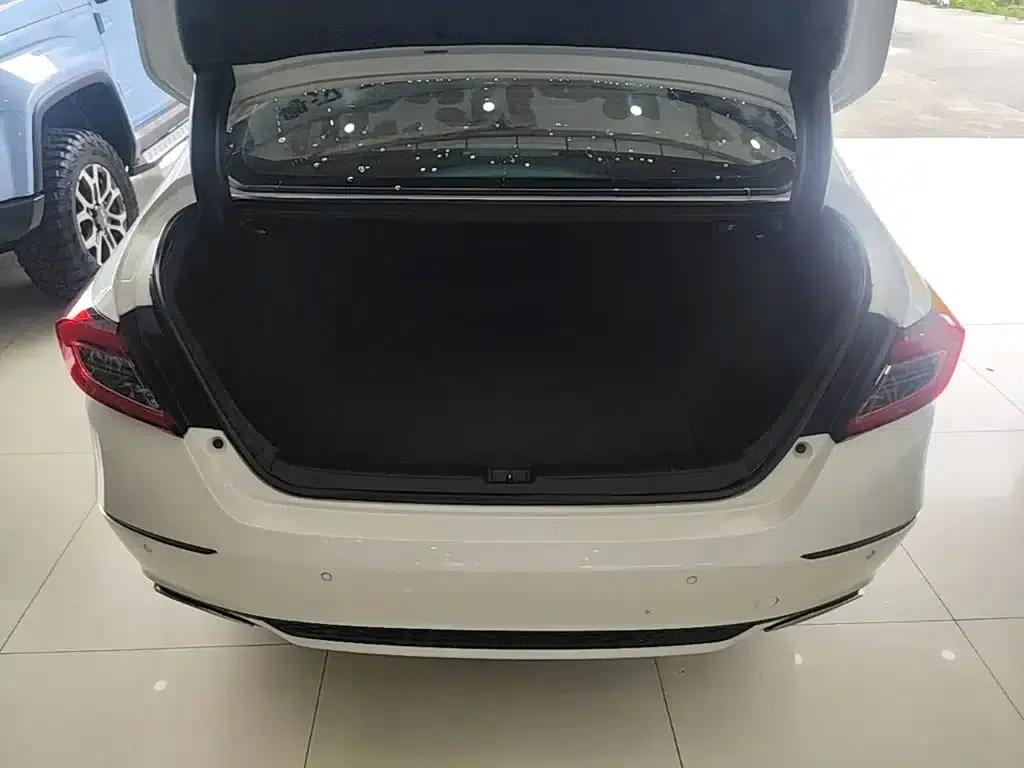 Accord 2022 260TURBO Phantom Night Premium Edition — миниатюра 19